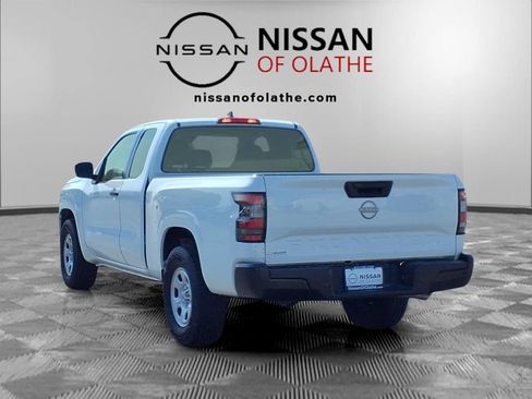 Used 2024 Nissan Frontier S w/ Technology Package RWD image 5