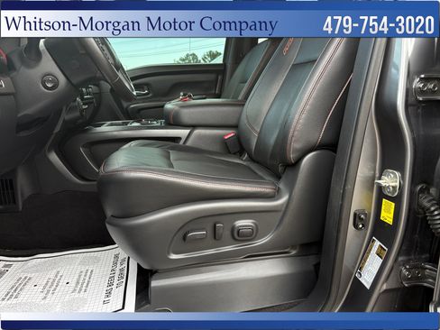 Used 2021 Nissan Titan PRO-4X w/ Pro-4x Convenience Package AWD/4WD image 19