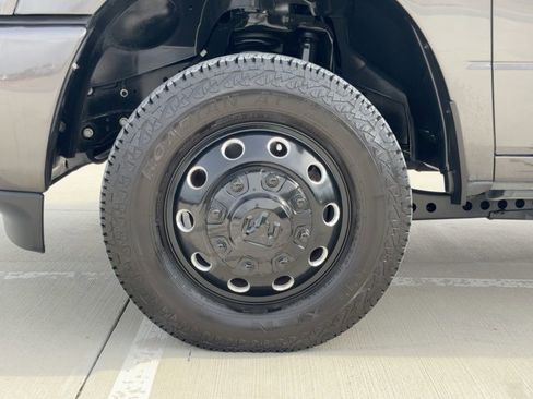 Used 2024 RAM 3500 Laramie w/ Night Edition image 24