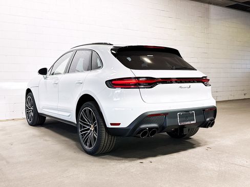 Certified 2026 Porsche Macan S AWD/4WD image 3