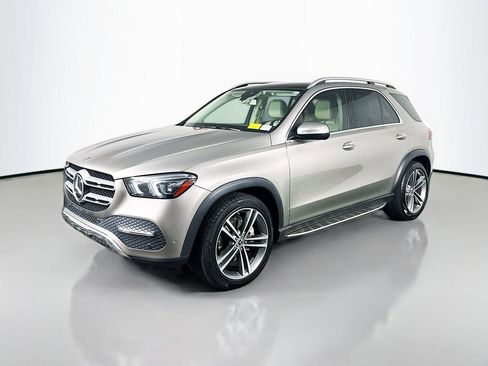 Used 2020 Mercedes-Benz GLE 350 w/ Premium Package image 3