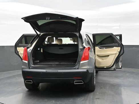 Used 2019 Cadillac XT5 AWD image 54