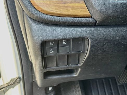 Used 2018 Honda CR-V EX image 11