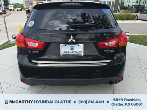 Used 2016 Mitsubishi Outlander Sport ES AWD/4WD image 8