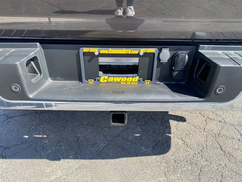 Used 2024 Ford F150 Lariat w/ Equipment Group 502A High AWD/4WD image 4