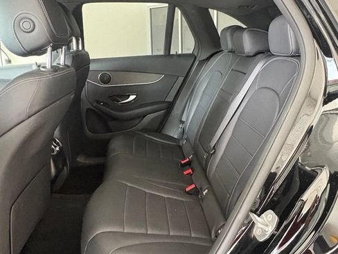 Used 2021 Mercedes-Benz GLC 300 4MATIC image 13