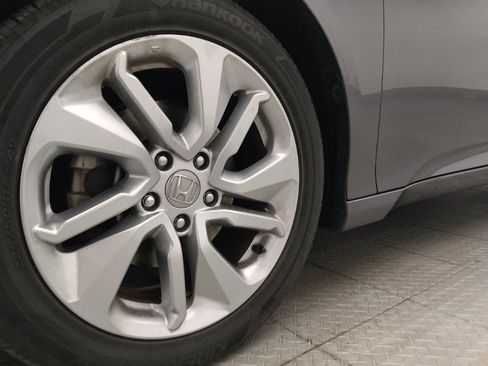 Used 2019 Honda Accord LX image 31