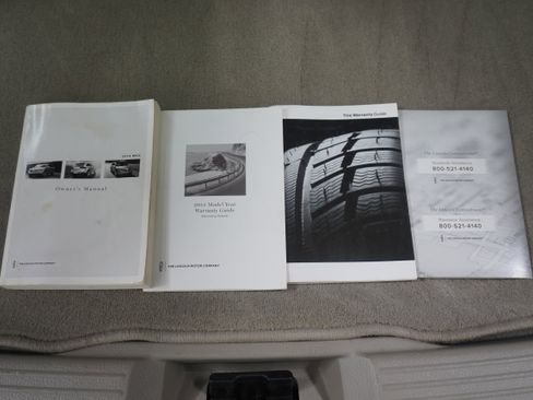 Used 2014 Lincoln MKX FWD w/ Equipment Group 102A image 25