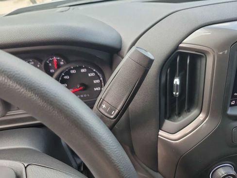 New 2025 Chevrolet Silverado 1500 Custom image 17