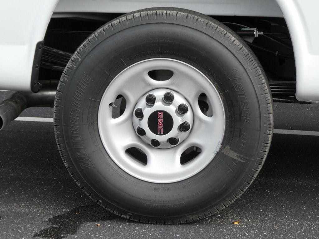 Used 2025 GMC Savana 3500 w/ Power Convenience Package RWD image 23