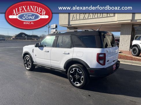 New 2024 Ford Bronco Sport Outer Banks w/ Tech Package image 2