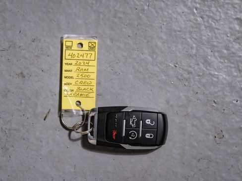 Used 2024 RAM 2500 Laramie w/ Safety Group AWD/4WD image 59