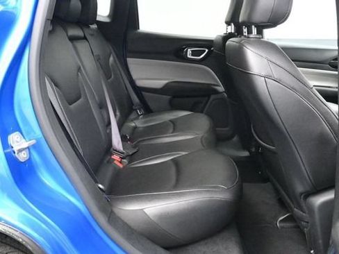 Used 2025 Jeep Compass Limited AWD/4WD image 11