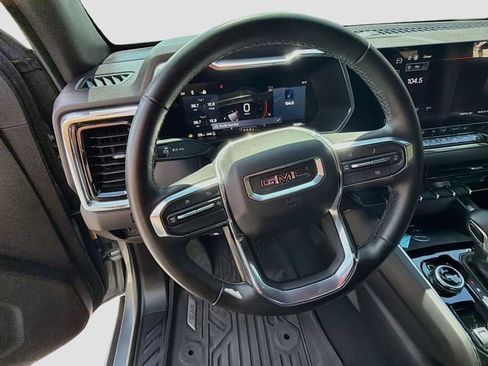 Used 2024 GMC Canyon Elevation w/ Convenience Package AWD/4WD image 11