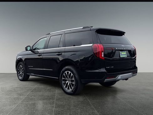 Used 2025 Ford Expedition Platinum AWD/4WD image 5