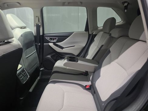 Used 2019 Subaru Forester Premium w/ Popular Package #1 AWD/4WD image 9