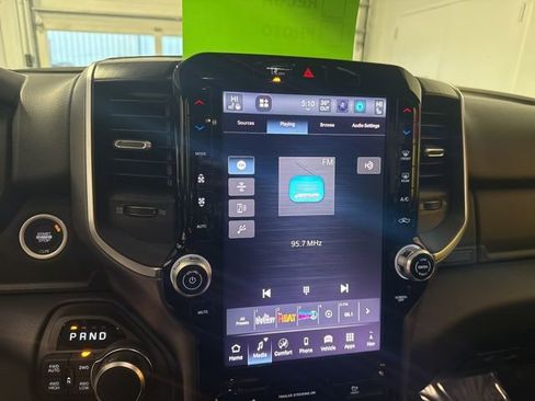 New 2026 RAM 1500 4x4 Crew Cab image 28