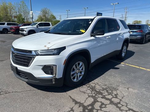 Used 2023 Chevrolet Traverse LS w/ LPO, Floor Liner Package AWD/4WD image 4