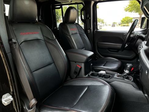 Used 2022 Jeep Gladiator Rubicon w/ LED Lighting Group AWD/4WD image 29