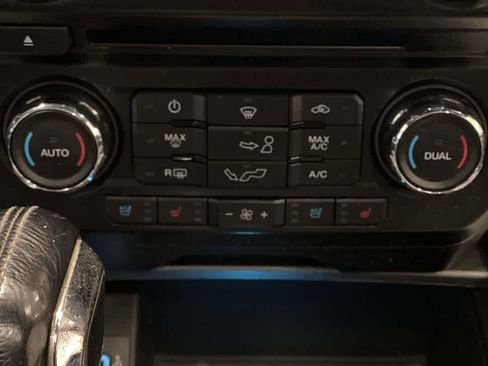 Used 2017 Ford F150 Lariat AWD/4WD image 21