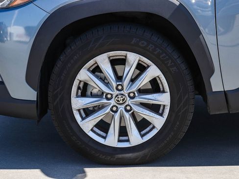 Certified 2022 Toyota Corolla Cross LE FWD image 9