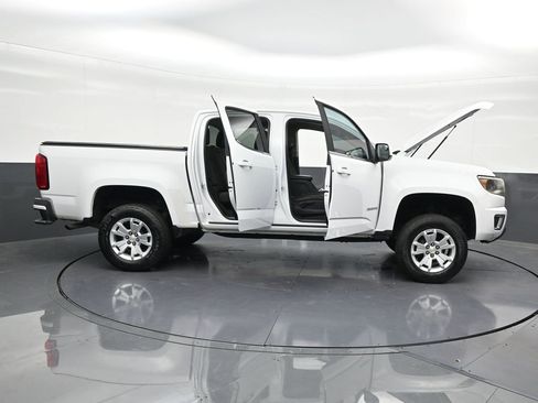 Used 2018 Chevrolet Colorado LT RWD image 32