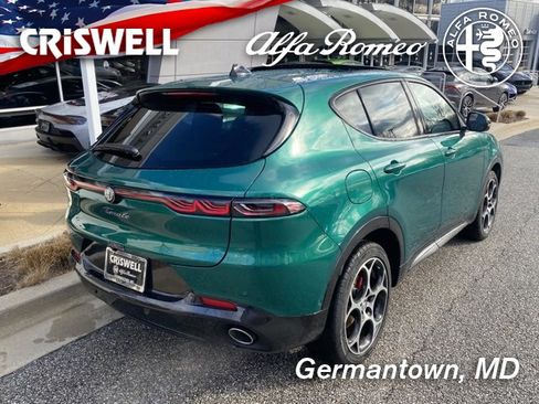 New 2024 Alfa Romeo Tonale Veloce image 5