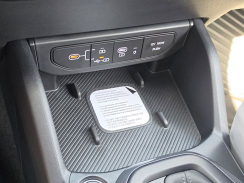 New 2026 Kia K4 GT-Line w/ GT-Line Premium Package FWD image 17