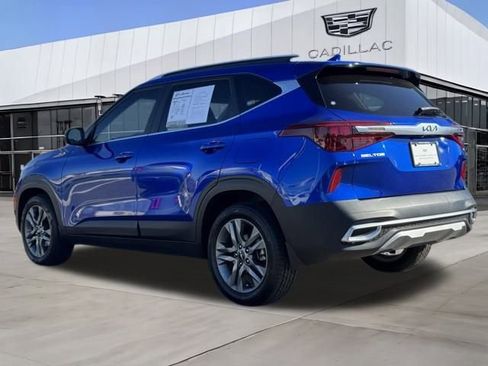 Used 2023 Kia Seltos S w/ Navigation Package image 4