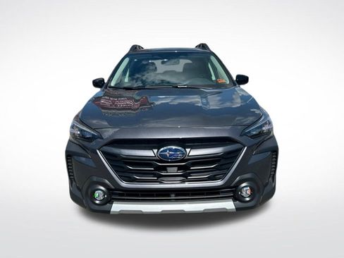 Certified 2025 Subaru Outback Limited AWD/4WD image 2
