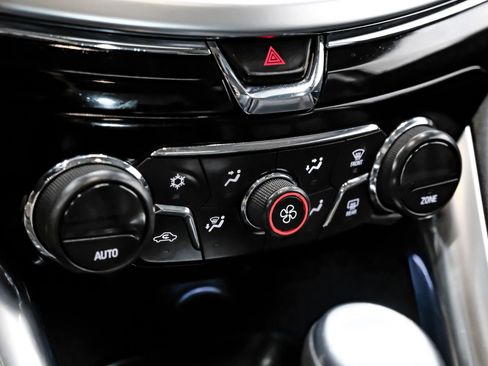 Used 2017 Chevrolet SS image 40