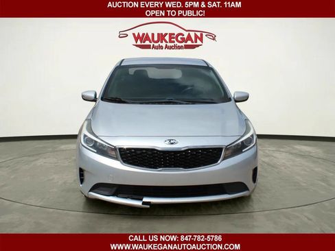 Used 2018 Kia Forte LX w/ LX Popular Package FWD image 2