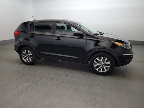 Used 2015 Kia Sportage LX FWD image 11