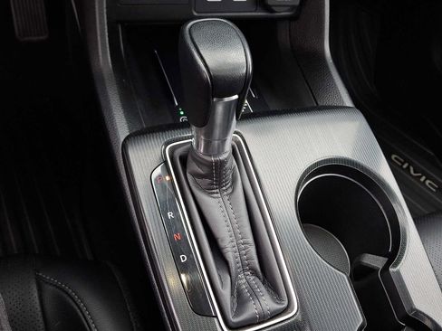 Certified 2024 Honda Civic Touring image 16