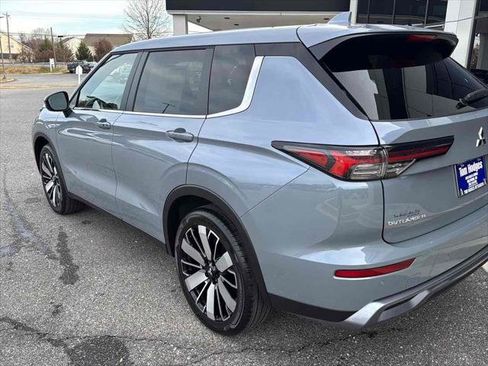 New 2026 Mitsubishi Outlander SE image 6