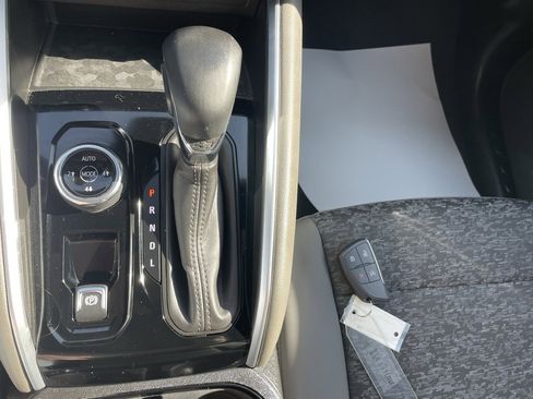 Used 2024 Chevrolet Colorado ZR2 w/ Safety Package image 34