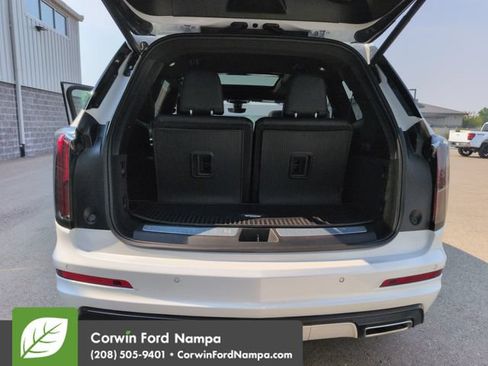 Used 2024 Cadillac XT6 Sport w/ Technology Package AWD/4WD image 29