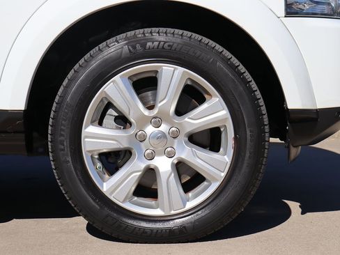 Used 2015 Land Rover LR4 HSE image 52