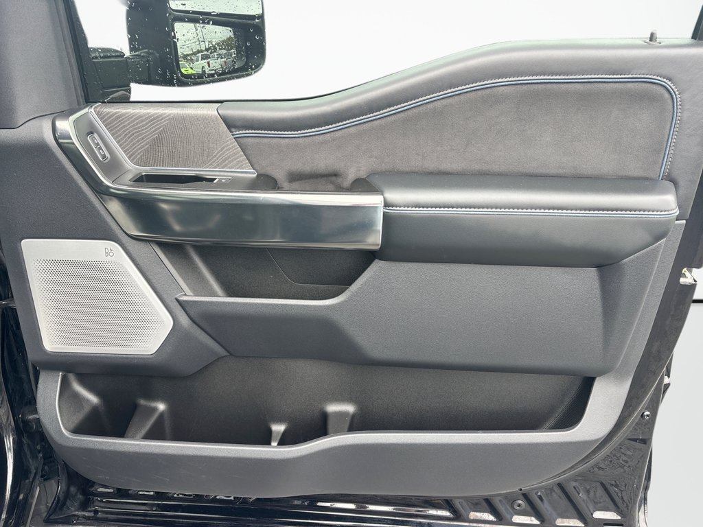 Certified 2025 Ford F250 Platinum AWD/4WD image 16