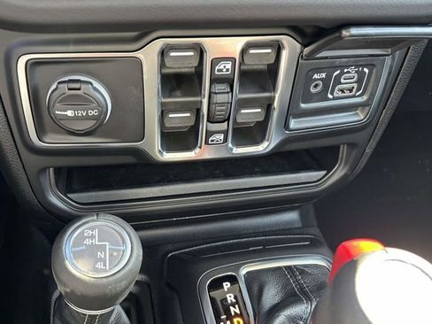 New 2026 Jeep Gladiator Sport image 21