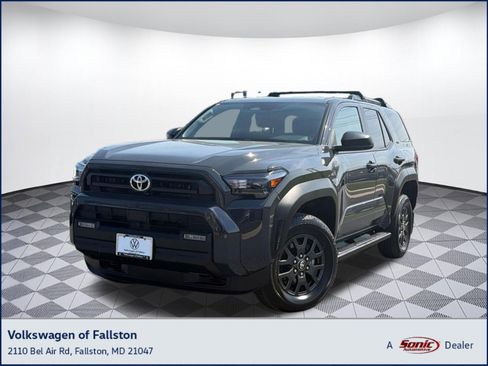 Used 2025 Toyota 4Runner SR5 image 1