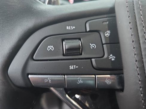 Certified 2023 Cadillac Escalade V image 18