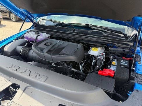 New 2026 RAM 1500 Big Horn AWD/4WD image 18