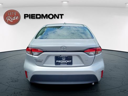 Used 2023 Toyota Corolla LE FWD image 6