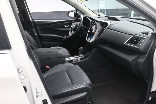 Used 2024 Subaru Ascent Limited AWD/4WD image 28