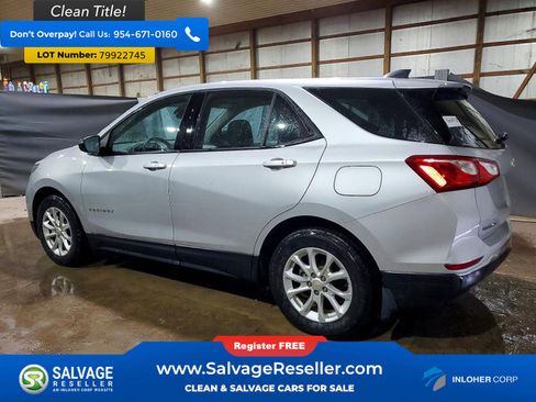 Used 2018 Chevrolet Equinox LS image 3