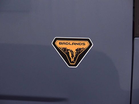 Used 2025 Ford Bronco Sport Badlands w/ Badlands Tech Package AWD/4WD image 11