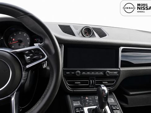 Used 2020 Porsche Macan S AWD/4WD image 8