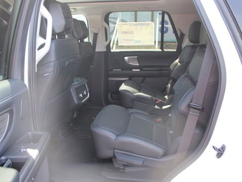 New 2026 Ford Expedition Platinum w/ Driver's Package AWD/4WD image 21