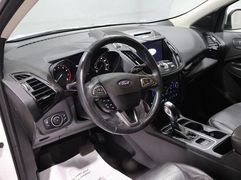 Used 2018 Ford Escape Titanium AWD/4WD image 16